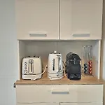 Apartment Lumineux, Neuf T2, Balcon, Vue Imprenable, Parking