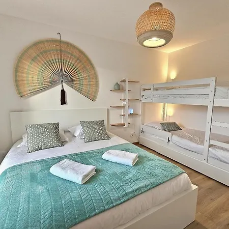 Lumineux, Neuf T2, Balcon, Vue Imprenable, Parking Apartament