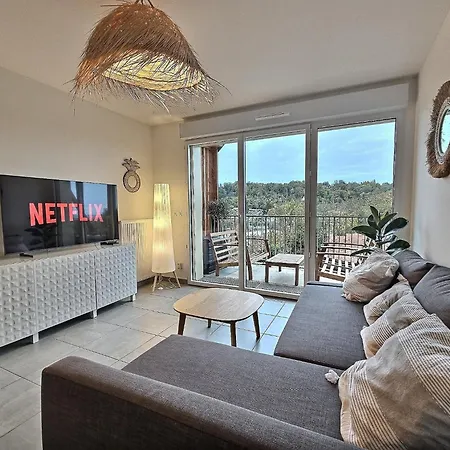 Lumineux, Neuf T2, Balcon, Vue Imprenable, Parking * Онфлер