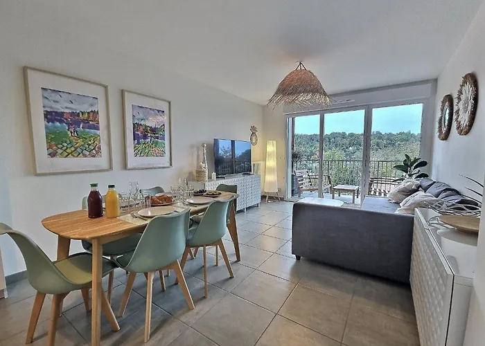 Lumineux, Neuf T2, Balcon, Vue Imprenable, Parking דירה הונפלר