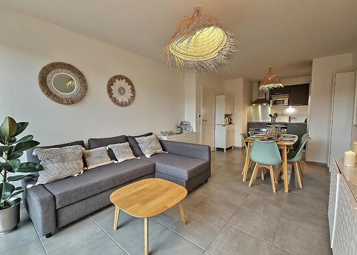 Lumineux, Neuf T2, Balcon, Vue Imprenable, Parking דירה הונפלר