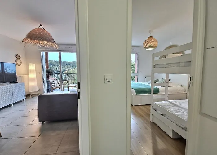 Lumineux, Neuf T2, Balcon, Vue Imprenable, Parking * הונפלר